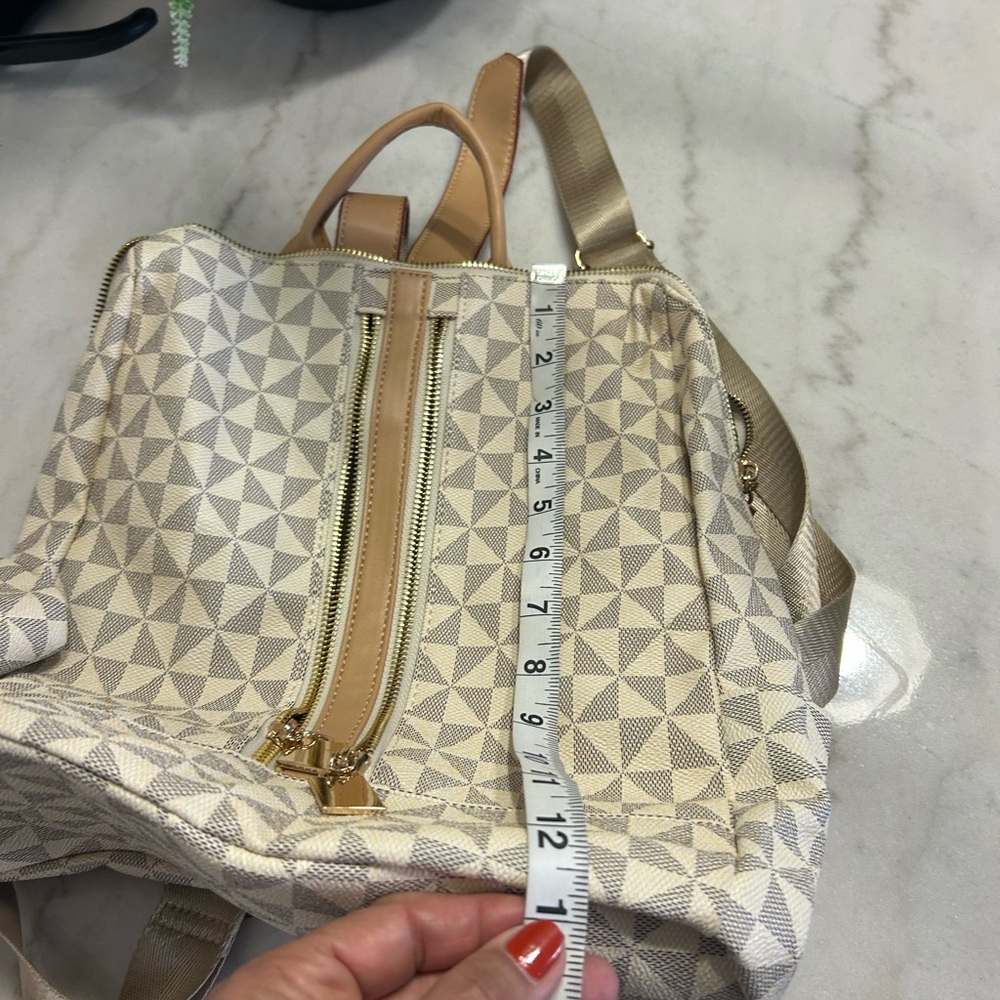 Geometric Patterned Cream Backpack - image 4